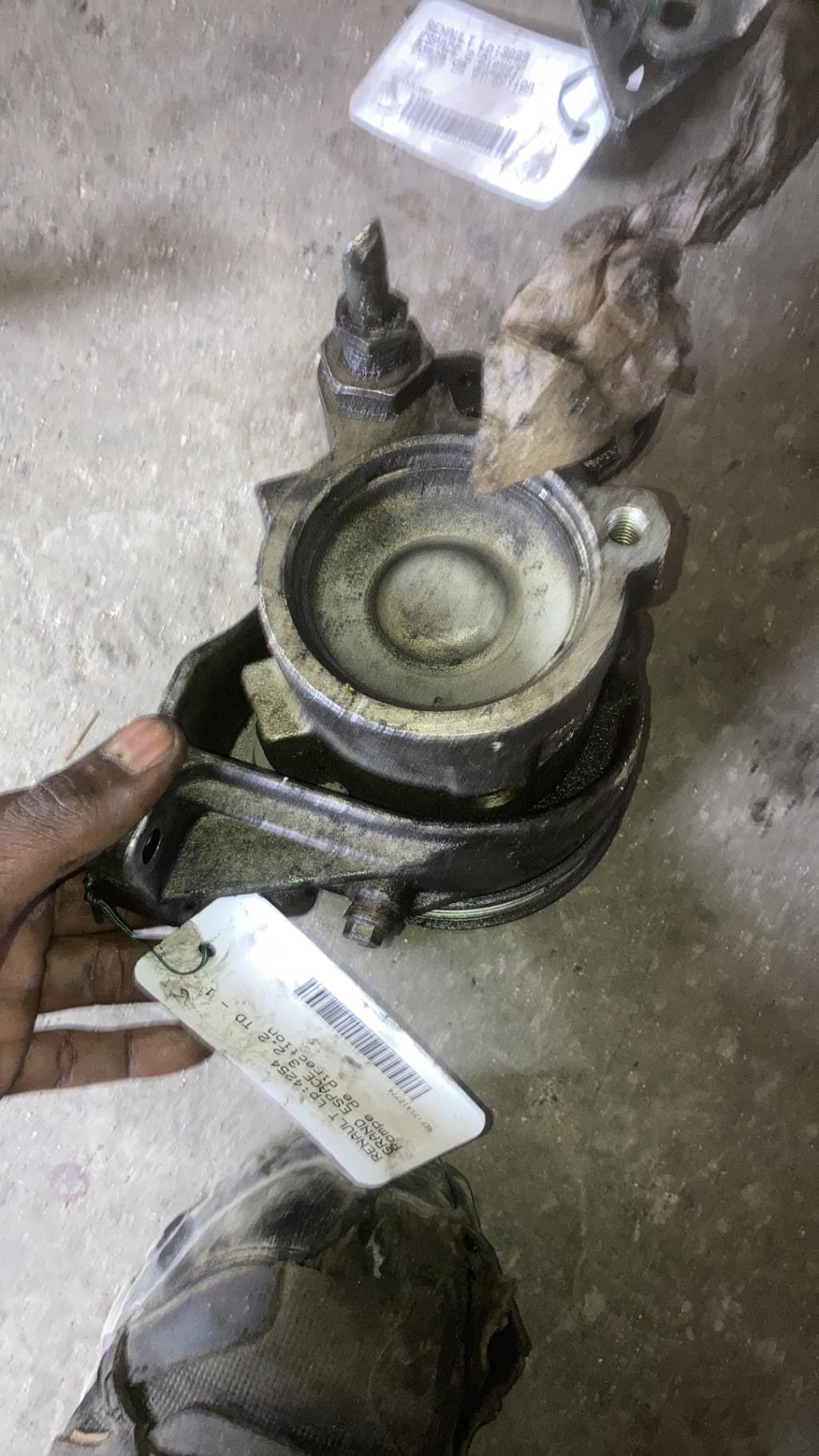 Pompe de direction RENAULT GRAND ESPACE 3 Diesel - 1