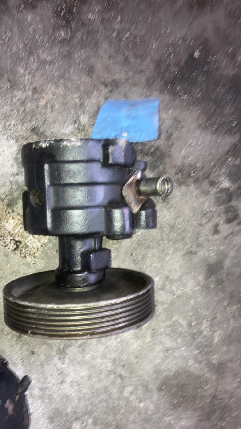 Pompe de direction RENAULT R19 PHASE 2 Essence - 1