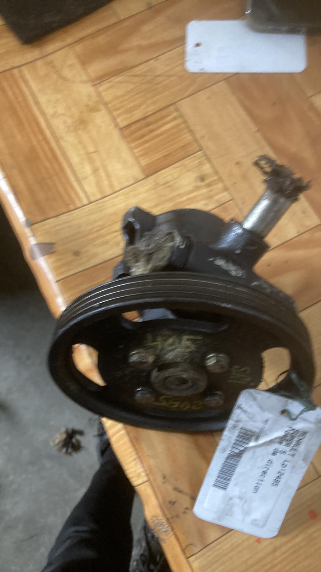 Pompe de direction RENAULT SUPER 5  - 1