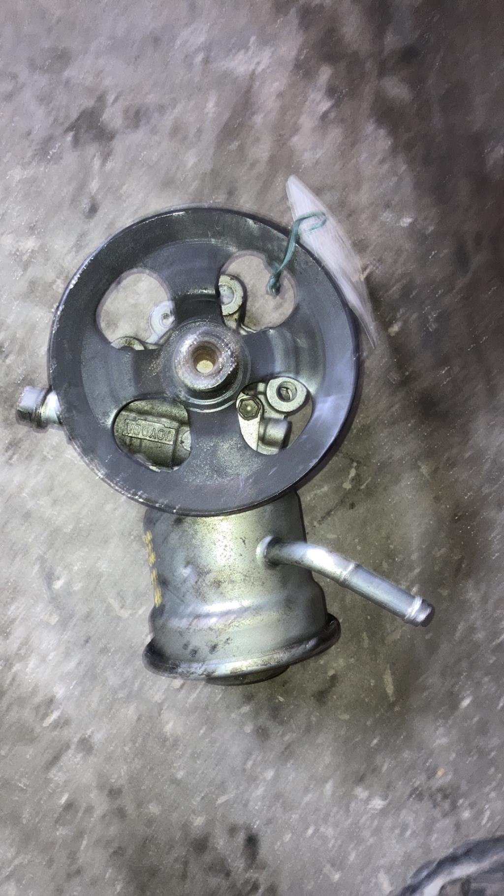 Pompe de direction TOYOTA YARIS 1 PHASE 1 Essence - 1