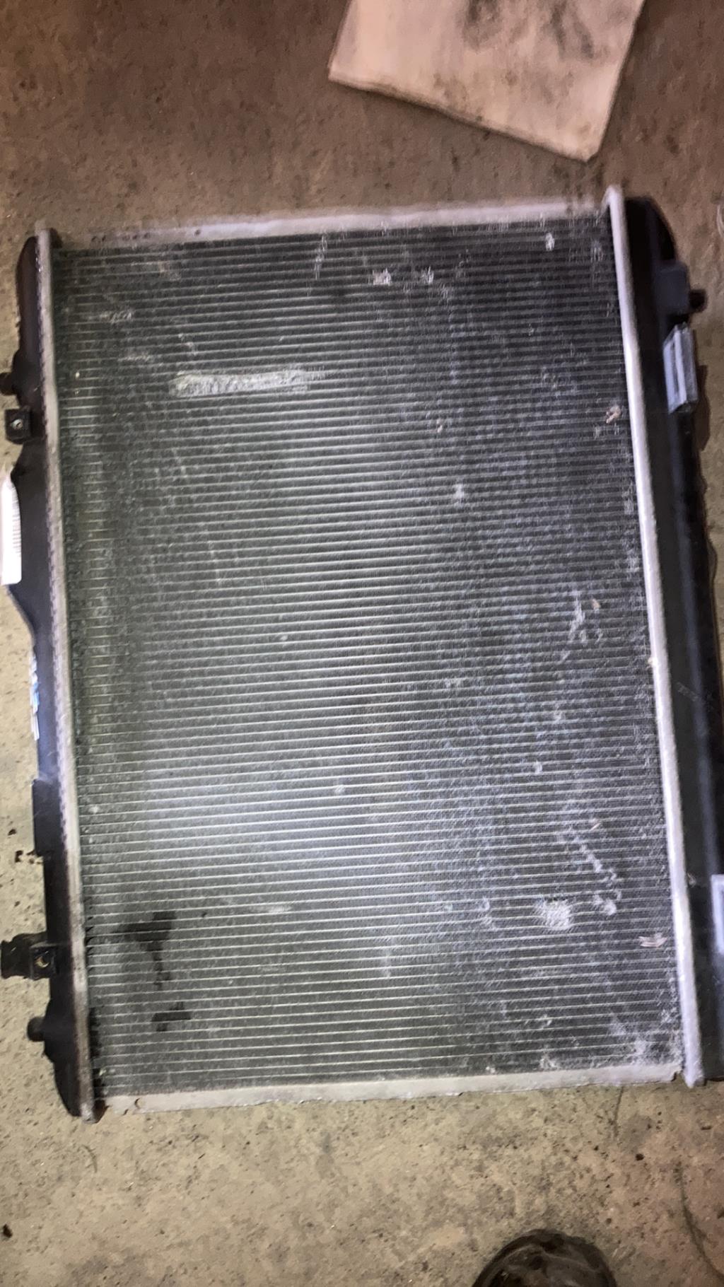 Radiateur eau SUZUKI SWIFT 3 Diesel - 1