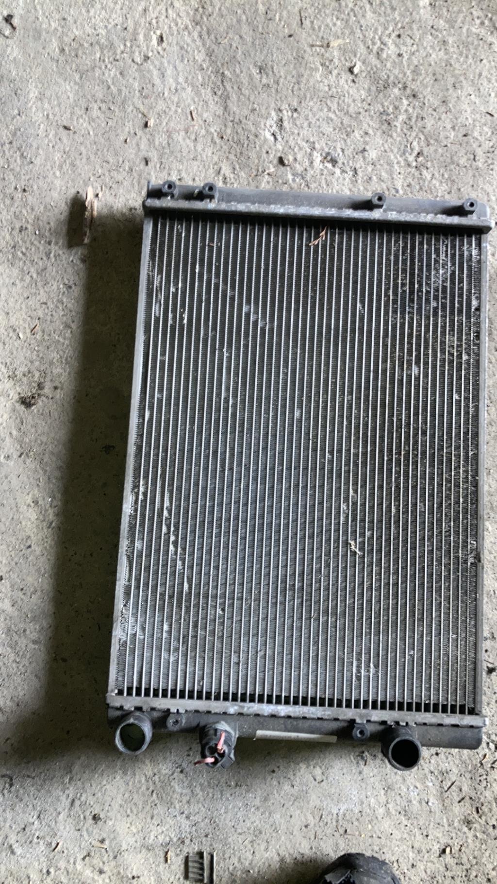 Radiateur eau VOLKSWAGEN POLO 3 PHASE 2 Diesel - 1