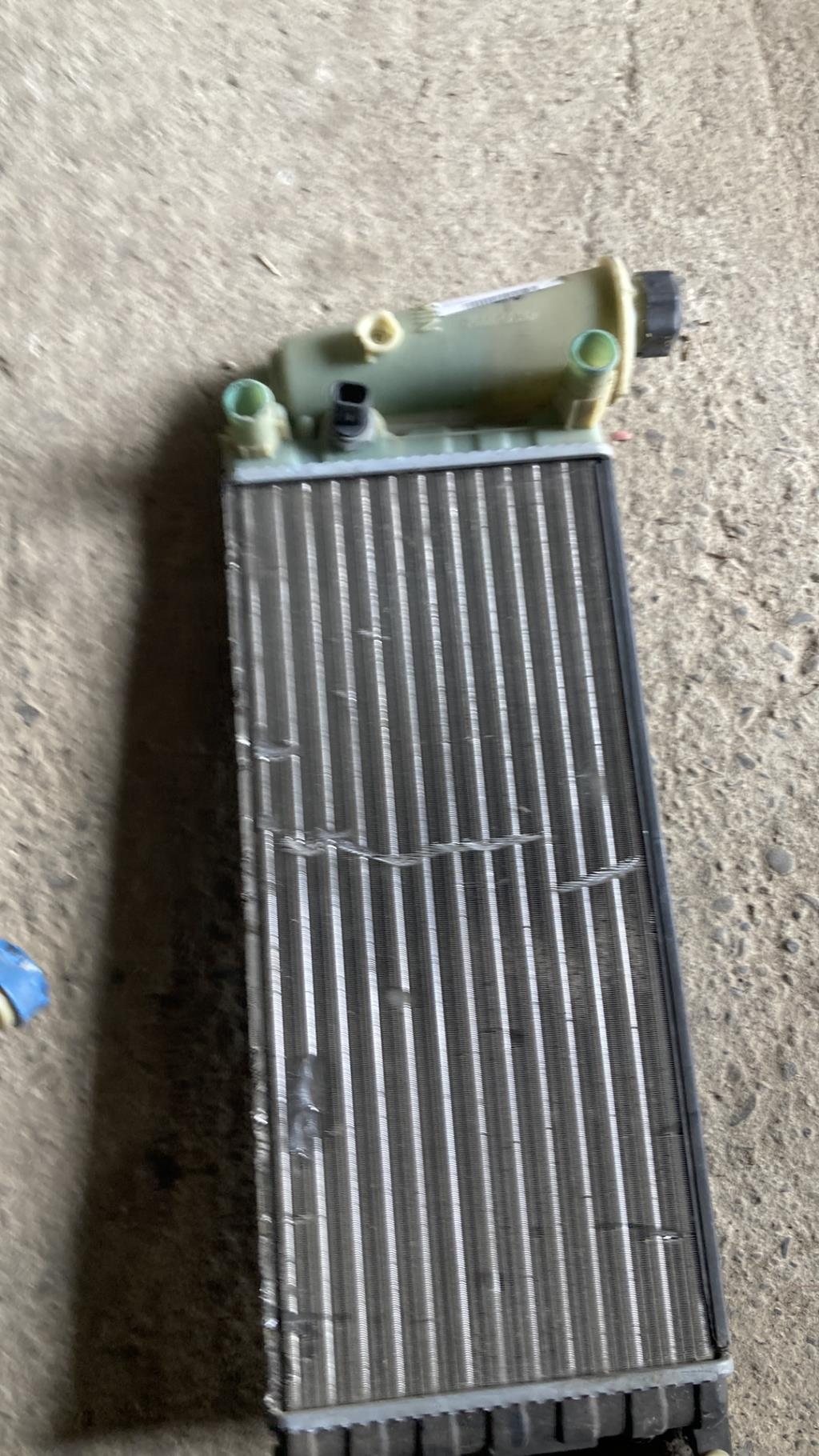 Radiateur eau LANCIA Y10 1 Essence - 1