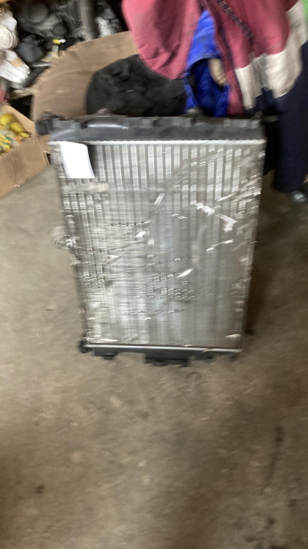 Radiateur eau RENAULT MEGANE 2 PHASE 2 BREAK Diesel - 1