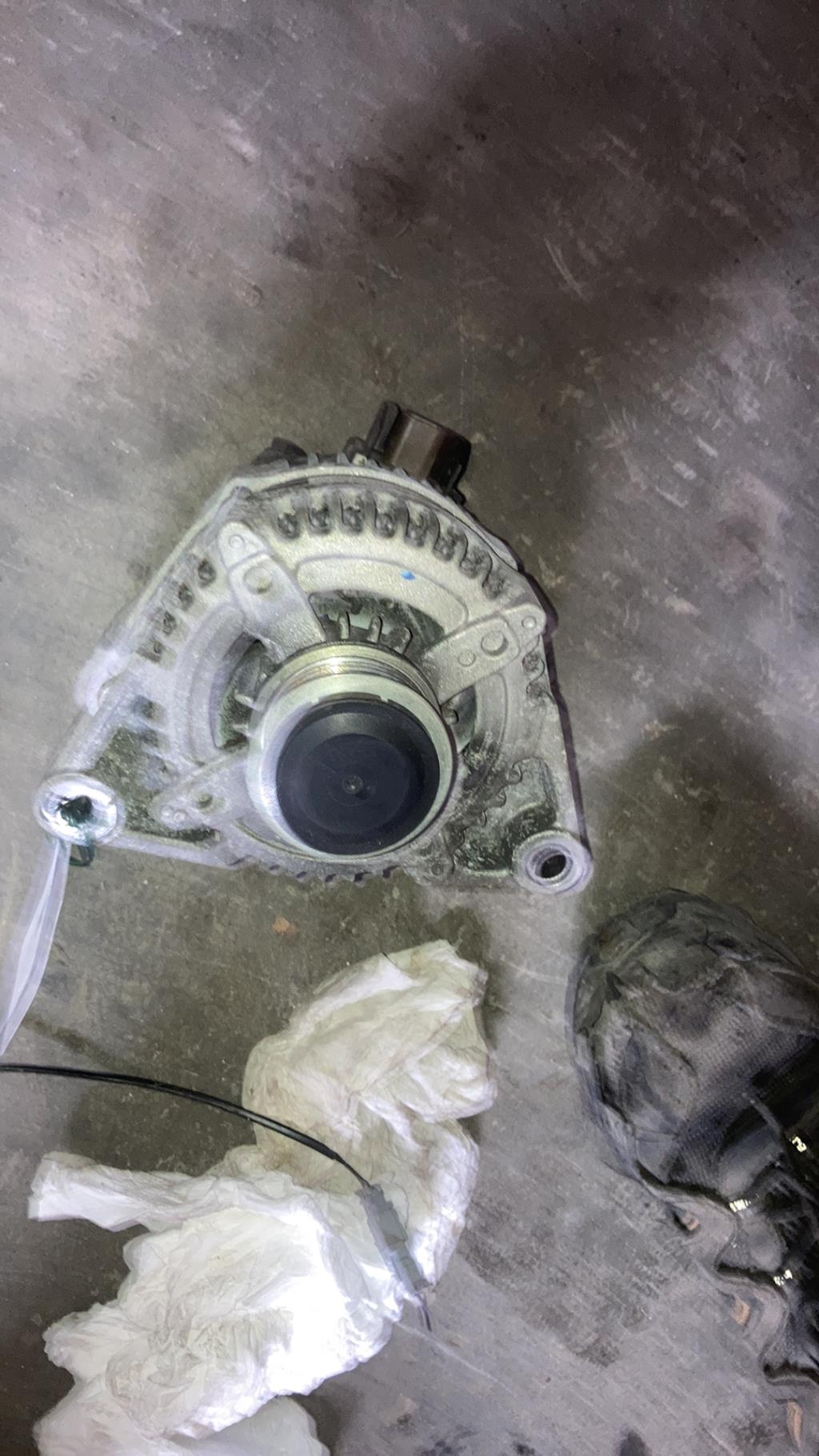 Alternateur OPEL CORSA E Essence - 1