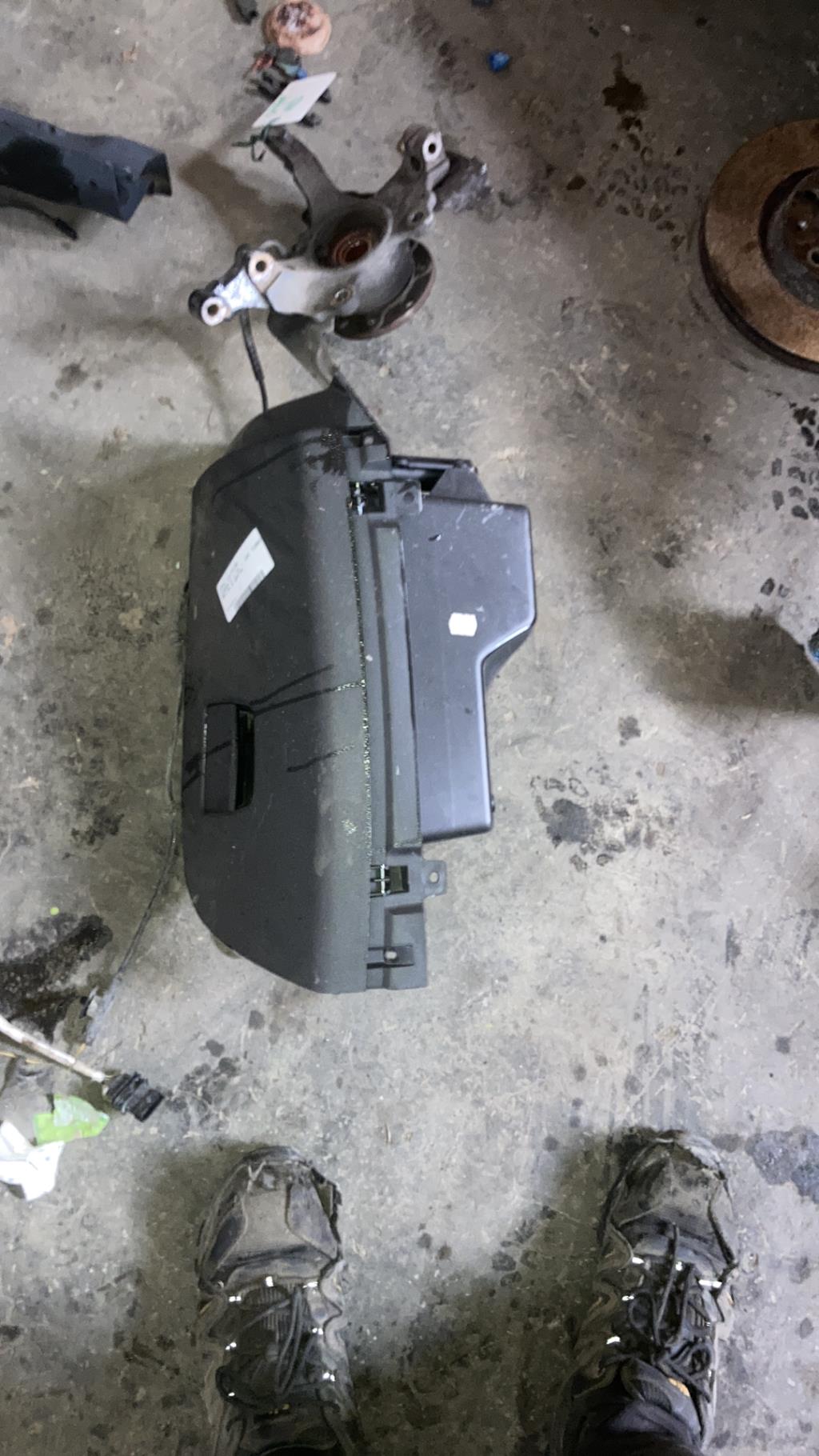 Boite a gants OPEL CORSA E Essence - 1