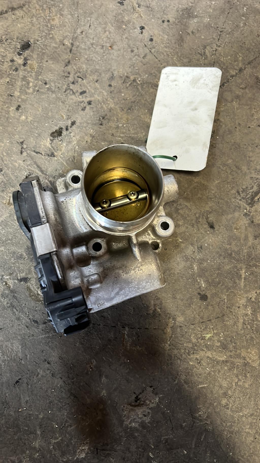 Boitier papillon OPEL CORSA E Essence - 1