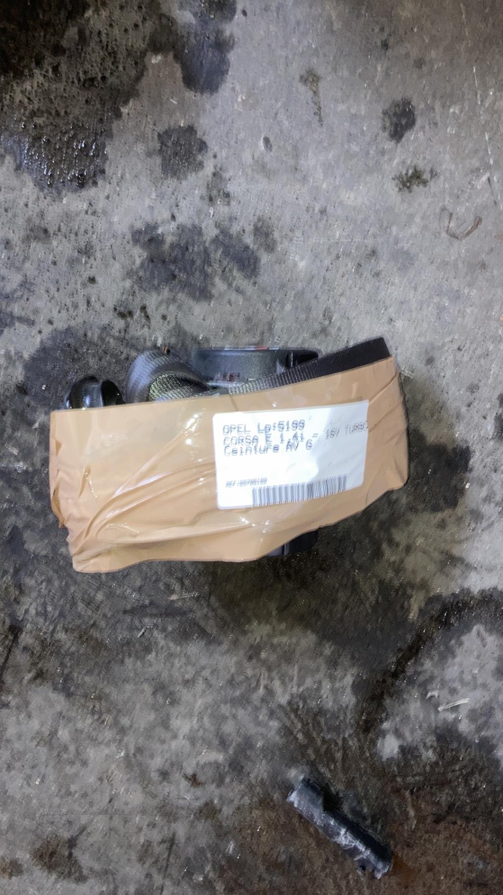 Ceinture avant gauche OPEL CORSA E Essence - 1