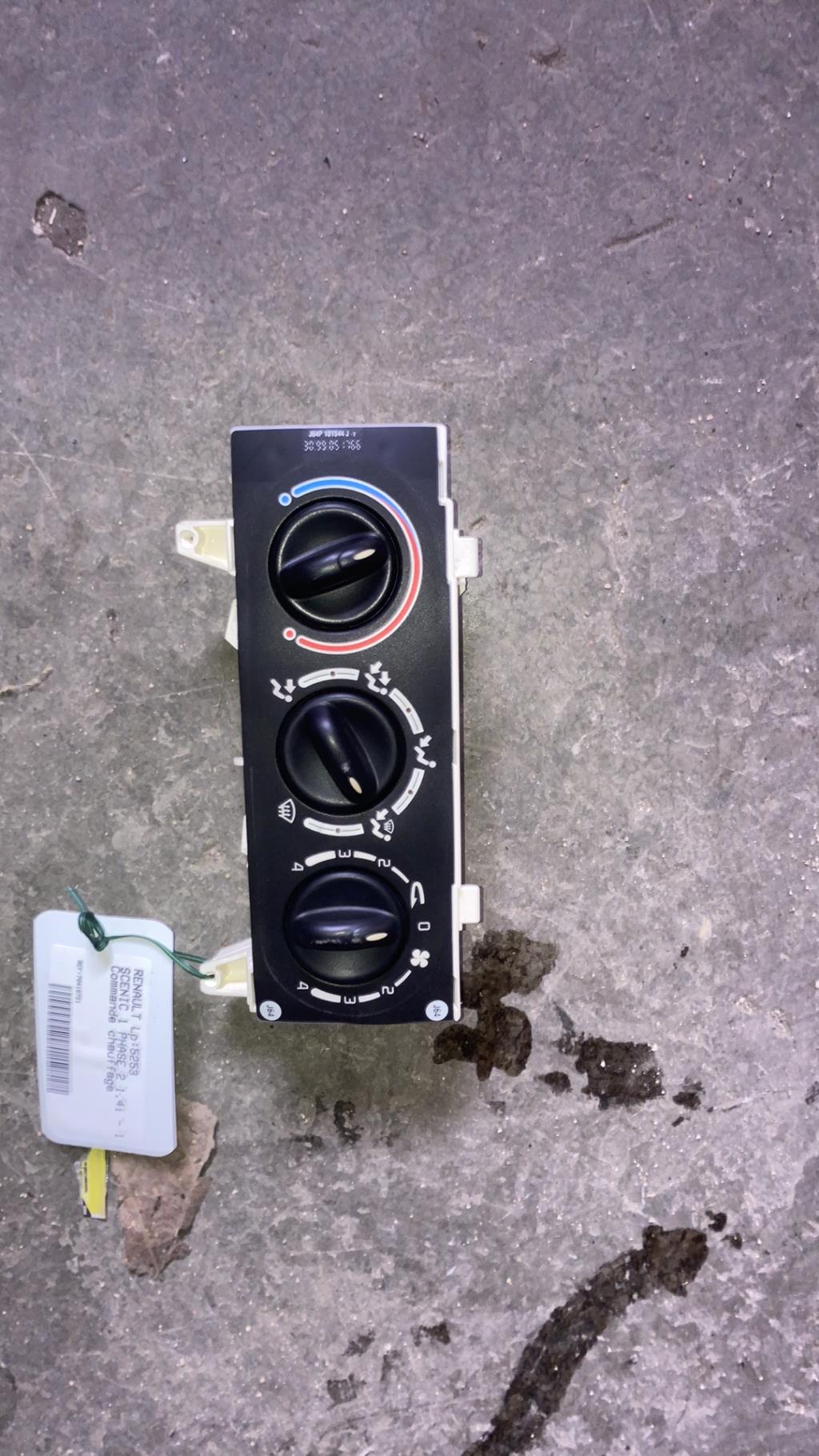 Commande chauffage RENAULT SCENIC 1 PHASE 2 Essence - 1