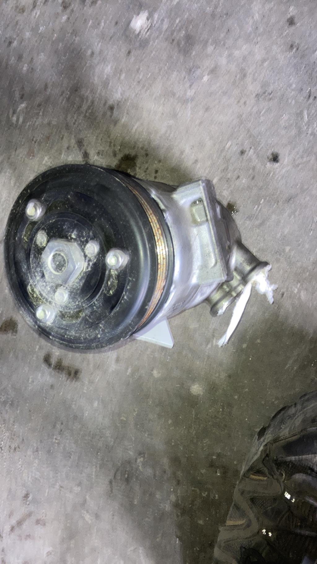 Compresseur clim OPEL CORSA E Essence - 1