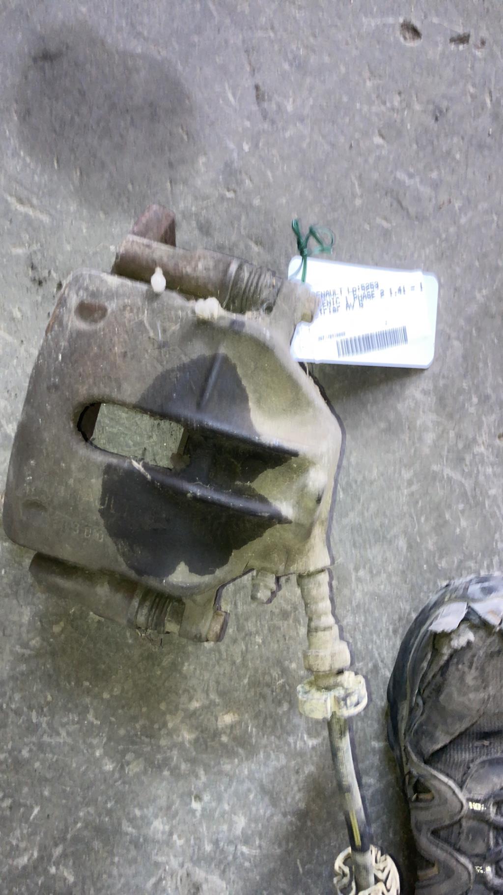Etrier avant gauche (freinage) RENAULT SCENIC 1 PHASE 2 Essence - 1