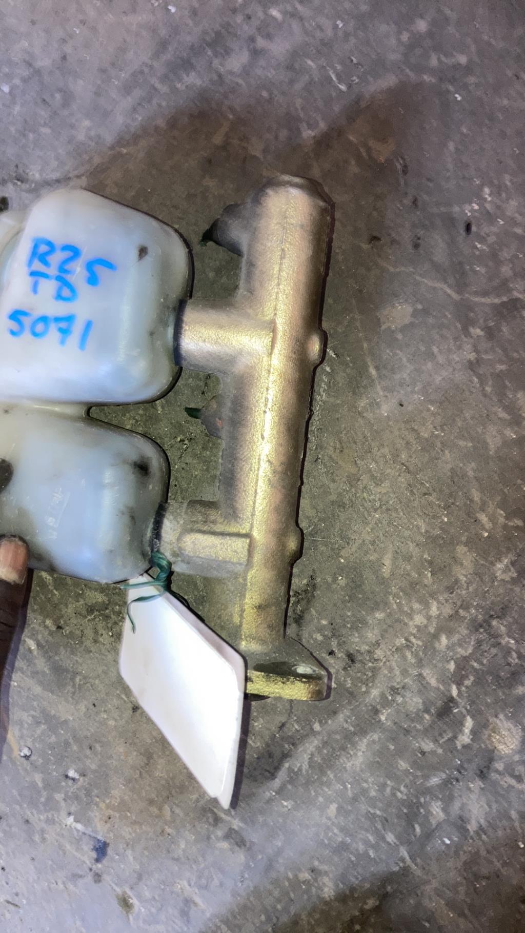Maitre cylindre (freinage) RENAULT R25 PHASE 1 Diesel - 1