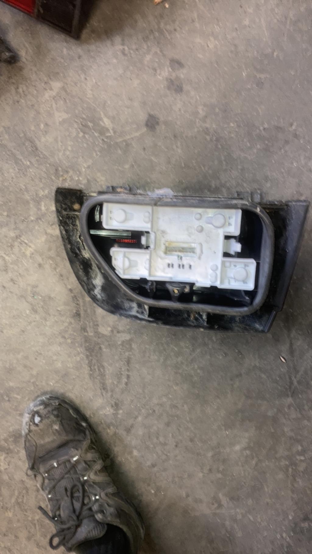 Feu arriere principal droit (feux) RENAULT CLIO 1 PHASE 1 Essence - 1