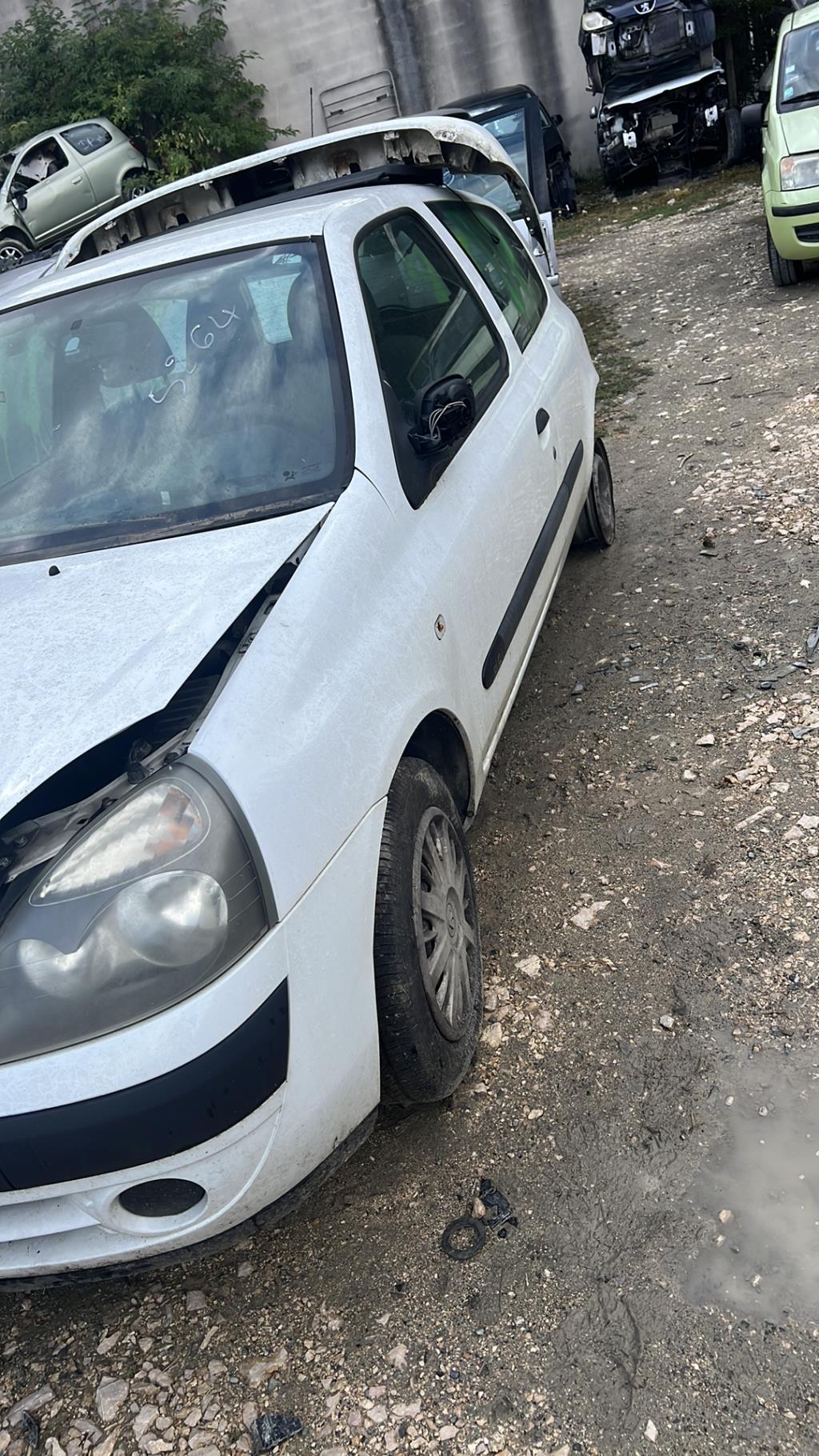 Plage arriere RENAULT CLIO 2 CAMPUS PHASE 1 Diesel - 1