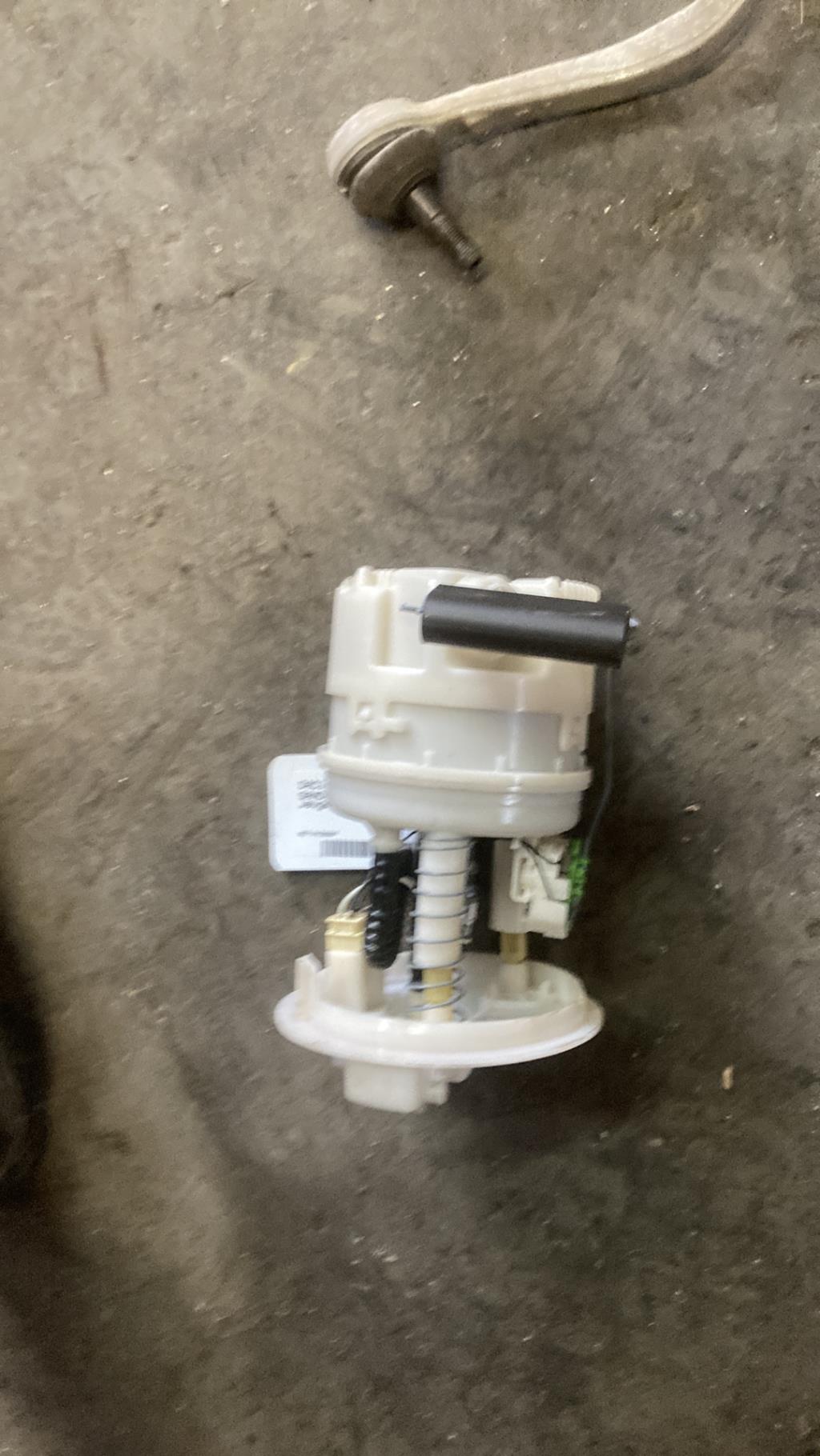 Jauge à carburant DACIA SANDERO 2  - 1