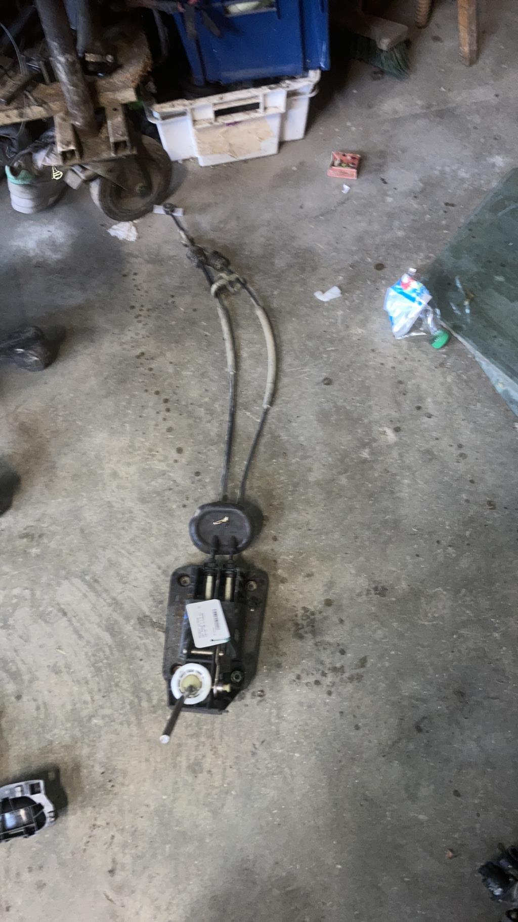 Levier de vitesses PEUGEOT 207 PHASE 1 Diesel - 1