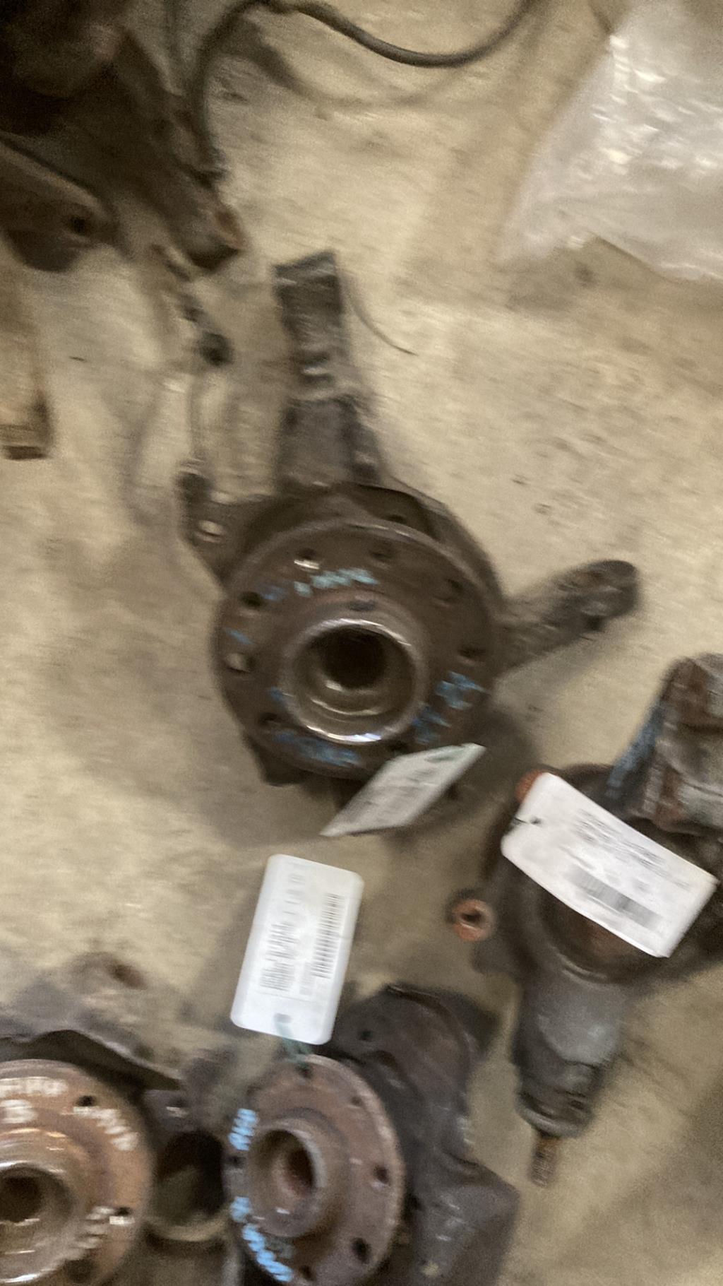 Moyeu avant droit OPEL ASTRA H GTC PHASE 2 Diesel - 1