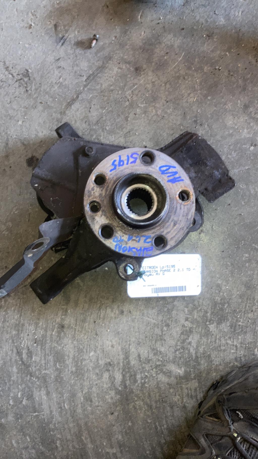 Moyeu avant gauche CITROEN EVASION PHASE 2 Diesel - 1