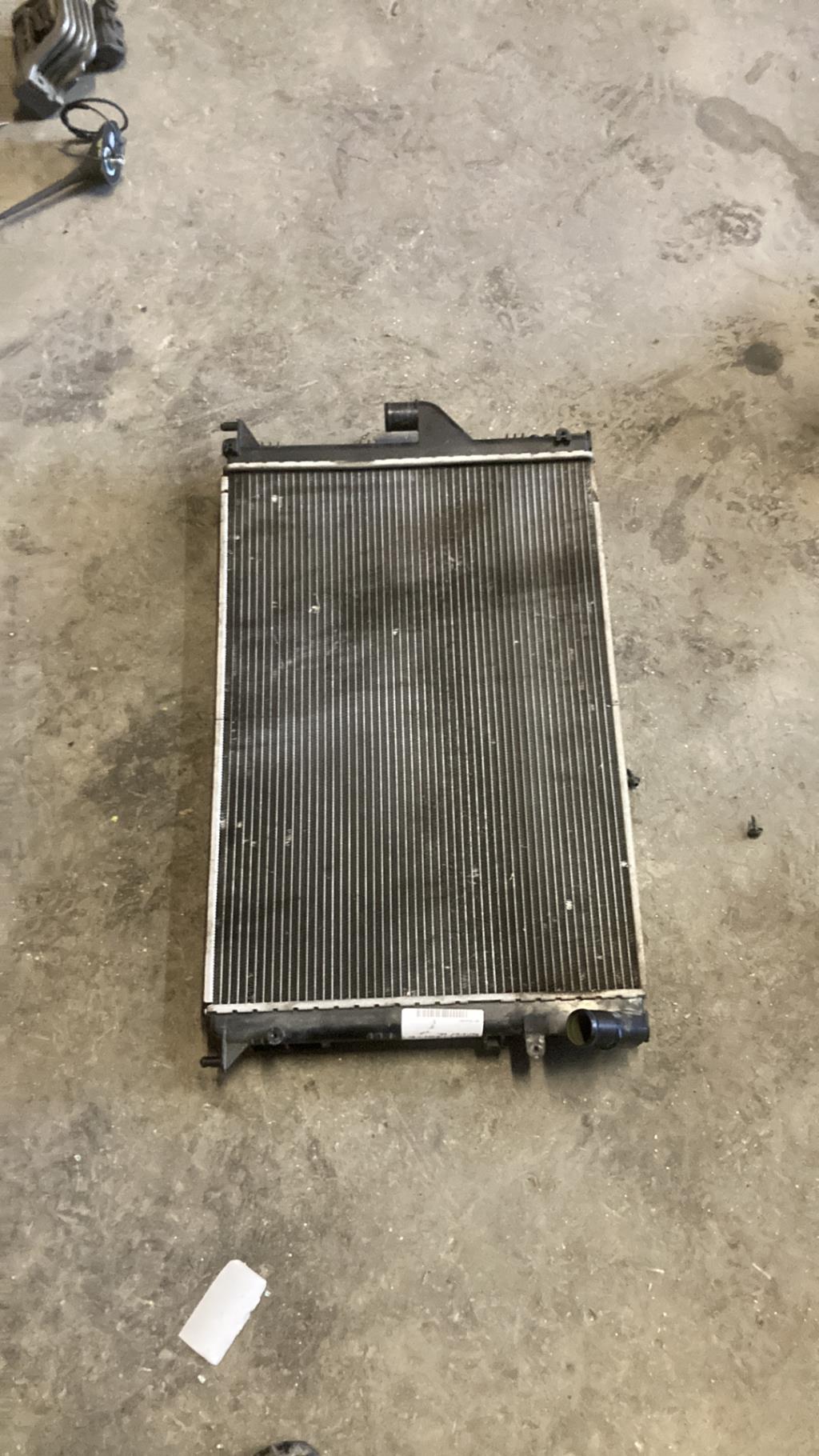 Radiateur eau DACIA SANDERO 1 Diesel - 1