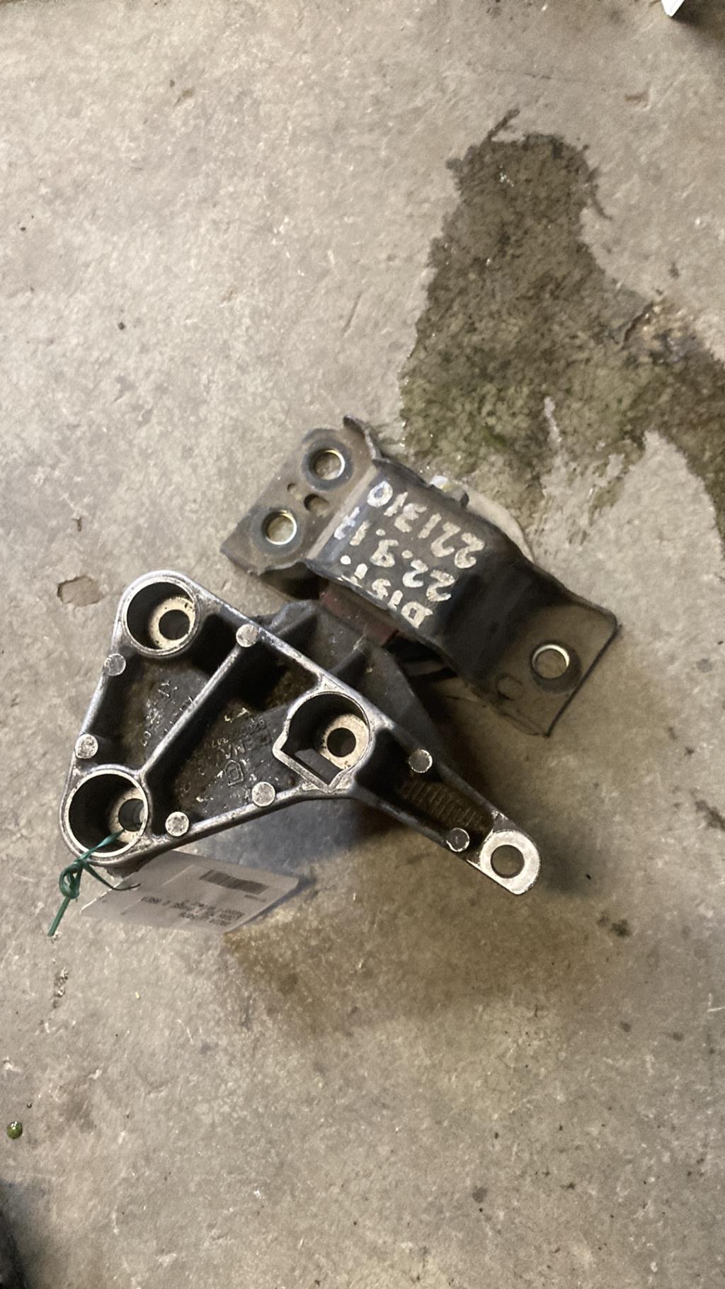 Support moteur droit DACIA LOGAN MCV 1 PHASE 2 BREAK  - 1