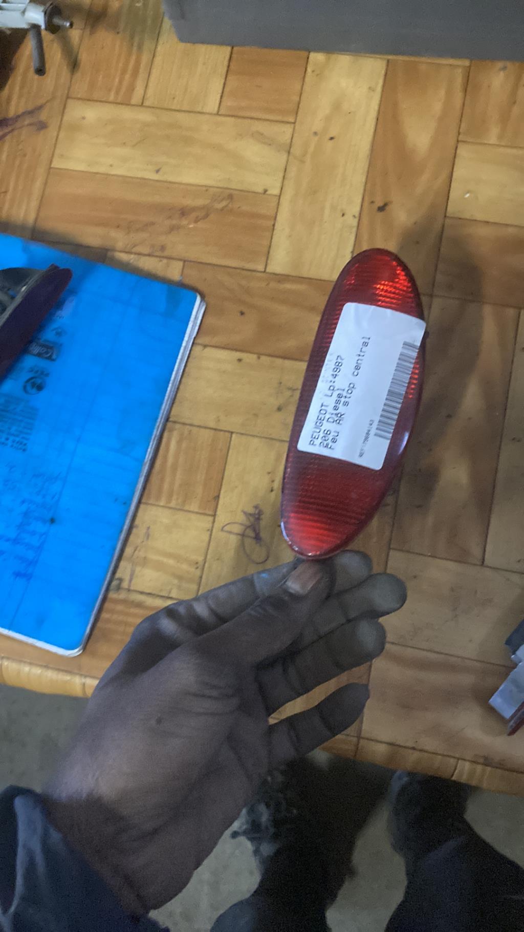 Feu arriere stop central PEUGEOT 206 Diesel - 1