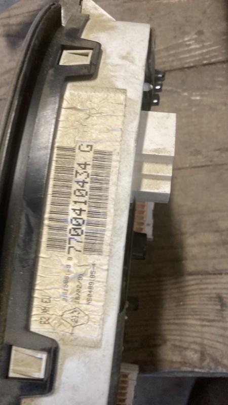 Compteur RENAULT CLIO 2 PHASE 1 Diesel - 1