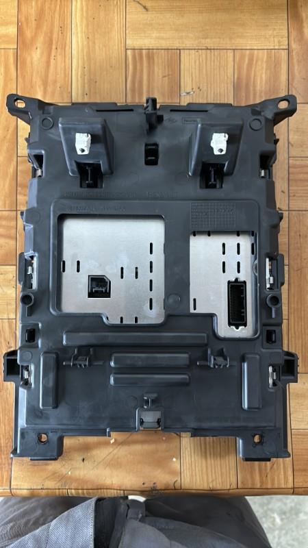 Ecran GPS RENAULT MEGANE 4 PHASE 1 Essence - 1