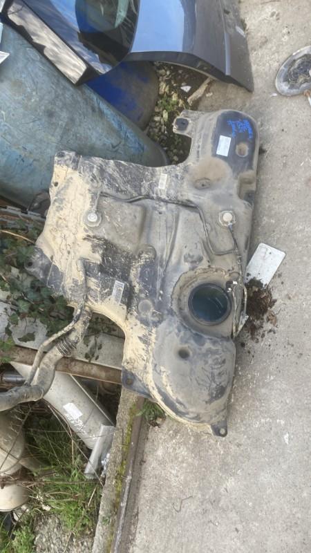 Reservoir RENAULT MEGANE 4 PHASE 1 Essence - 1