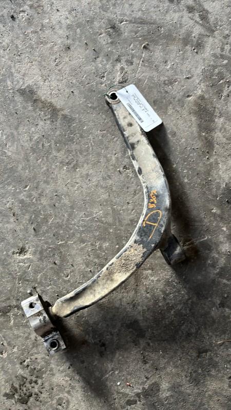 Triangle avant droit PEUGEOT 406 PHASE 1 Diesel - 1