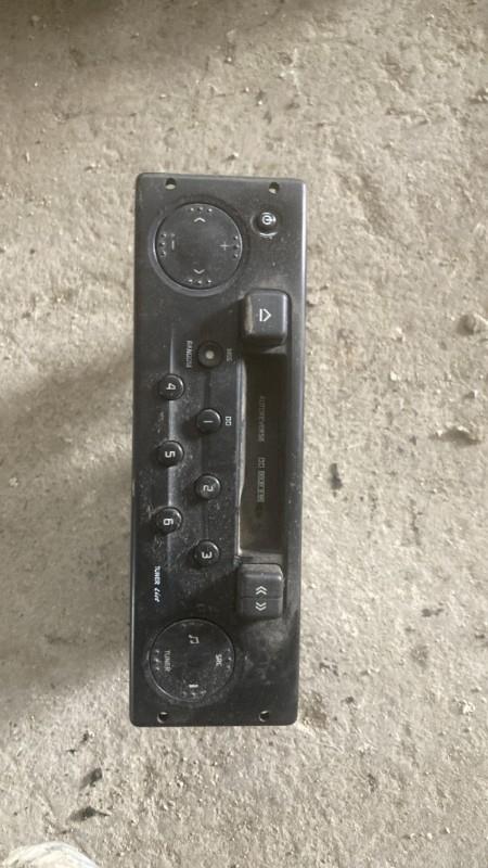 Autoradio d'origine RENAULT MASTER 2 PHASE 1 Diesel - 1