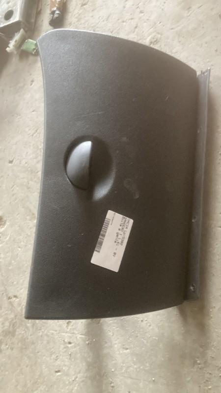Boite a gants DACIA SANDERO 1 Essence - 1