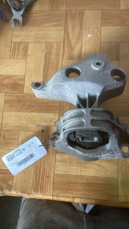 Support moteur droit DACIA SANDERO 1 Diesel - 1