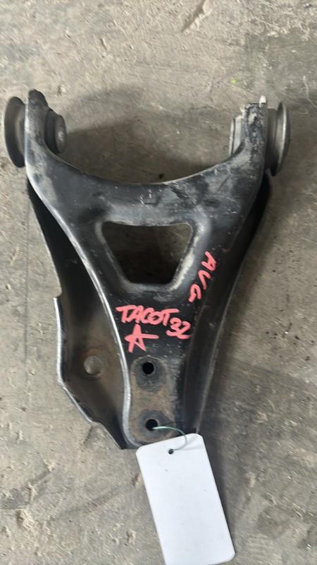 Triangle avant gauche RENAULT CLIO 2 PHASE 2 Diesel - 1
