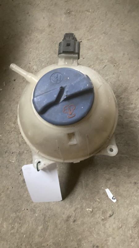 Vase d'expansion VOLKSWAGEN POLO 3 PHASE 2 Essence - 1