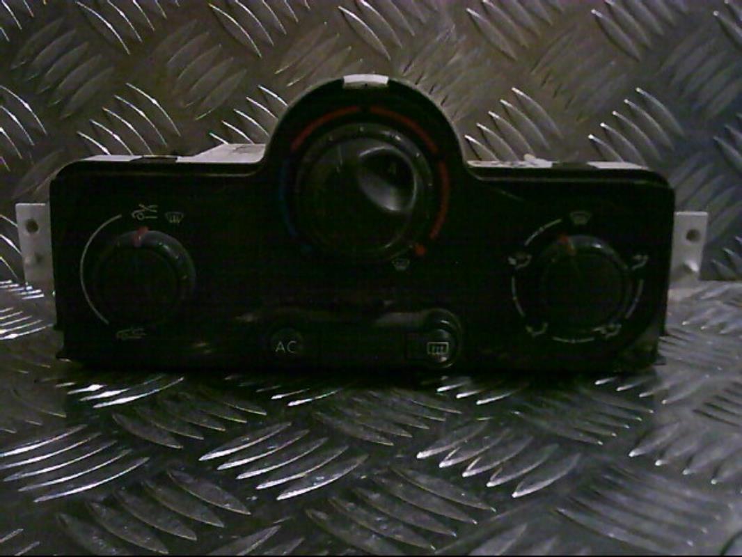 Commande chauffage RENAULT MEGANE 2 PHASE 2 BREAK Diesel - 1