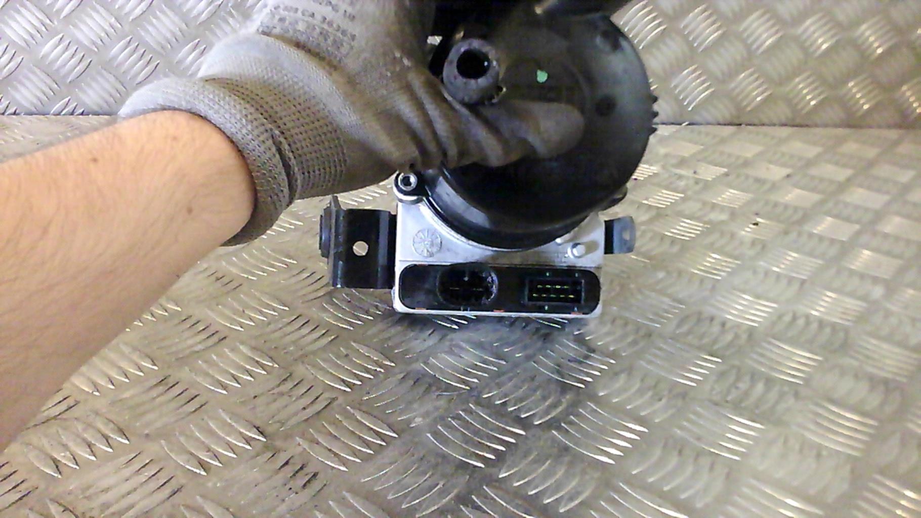 Pompe de direction CITROEN C4 1 PHASE 2 COUPE Diesel - 1