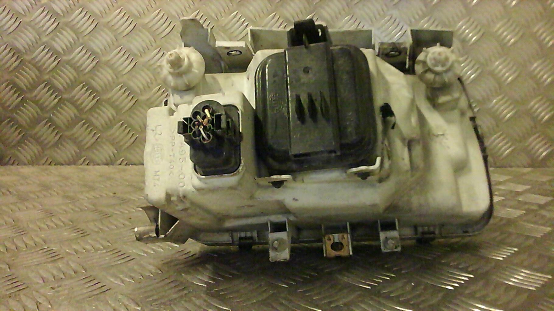 Gruppo ottico anteriore principale sinistro (luci)(faro) VOLKSWAGEN POLO 3 PHASE 1 Diésel - 1