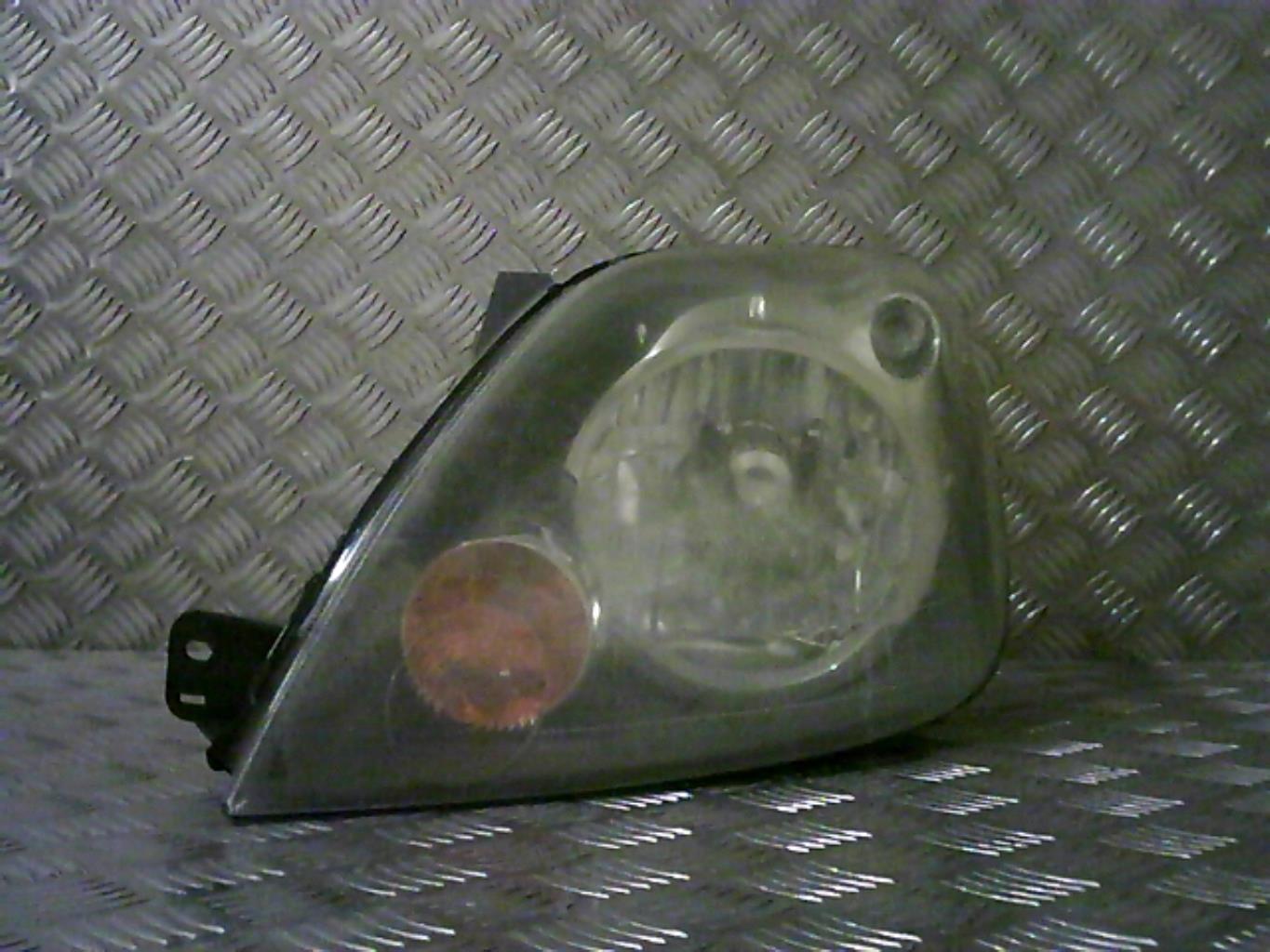 Gruppo ottico anteriore principale sinistro (luci)(faro) FORD FIESTA 5 PHASE 2 Diésel - 1