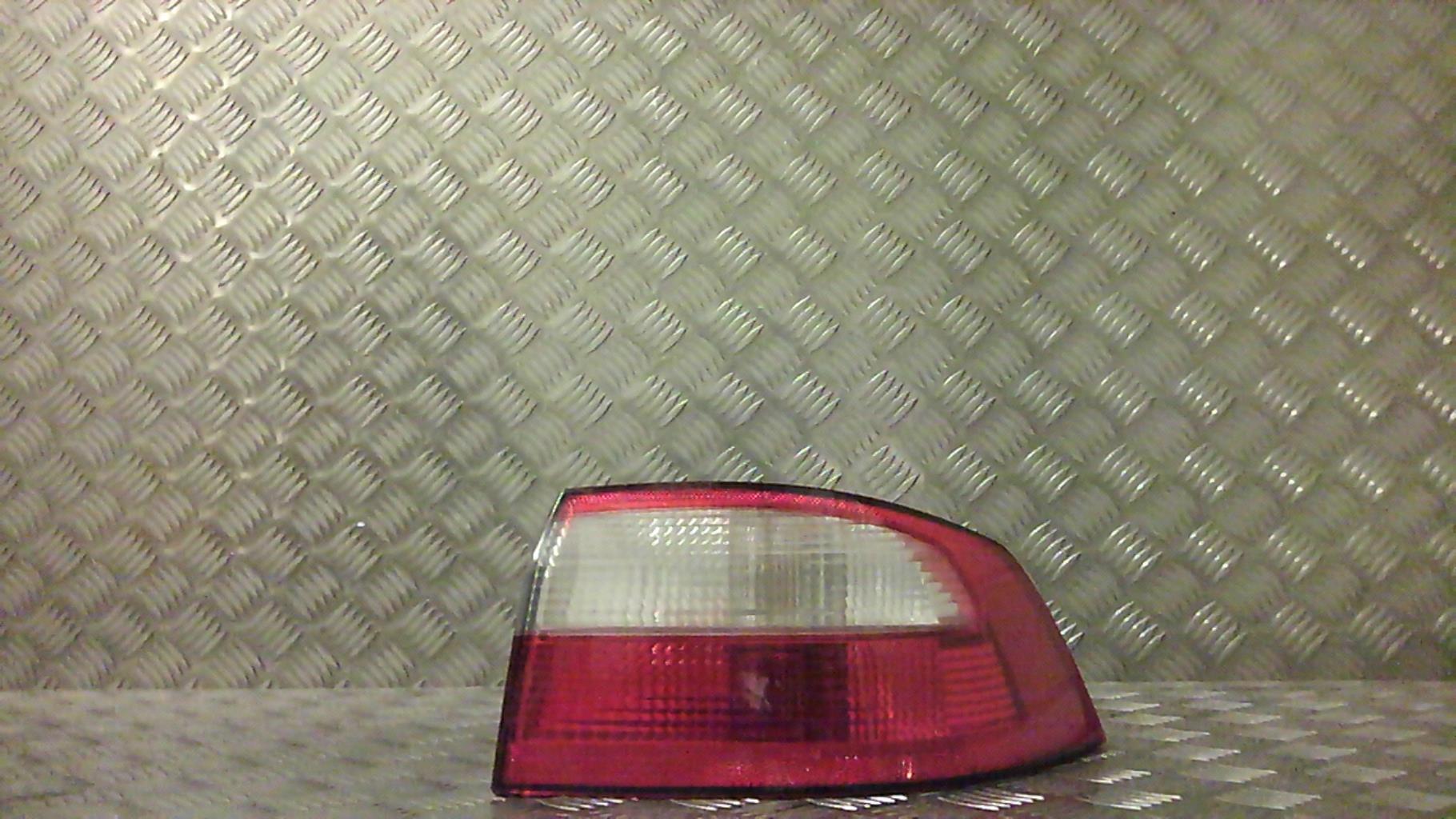 Fanale posteriore principale destro (luci) RENAULT LAGUNA 2 PHASE 1 Gasolina - 1