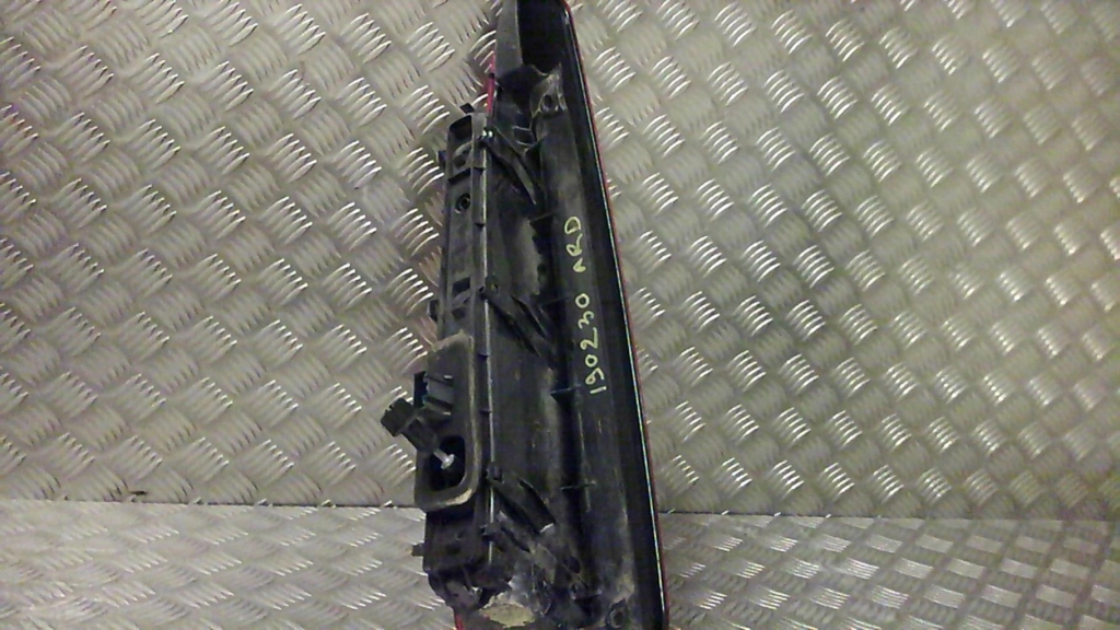 Fanale posteriore principale destro (luci) FORD FIESTA 5 PHASE 1 Gasolina - 1
