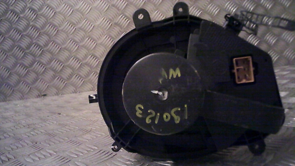 Pulseur d'air VOLKSWAGEN PASSAT 4 PHASE 2 Diesel - 1