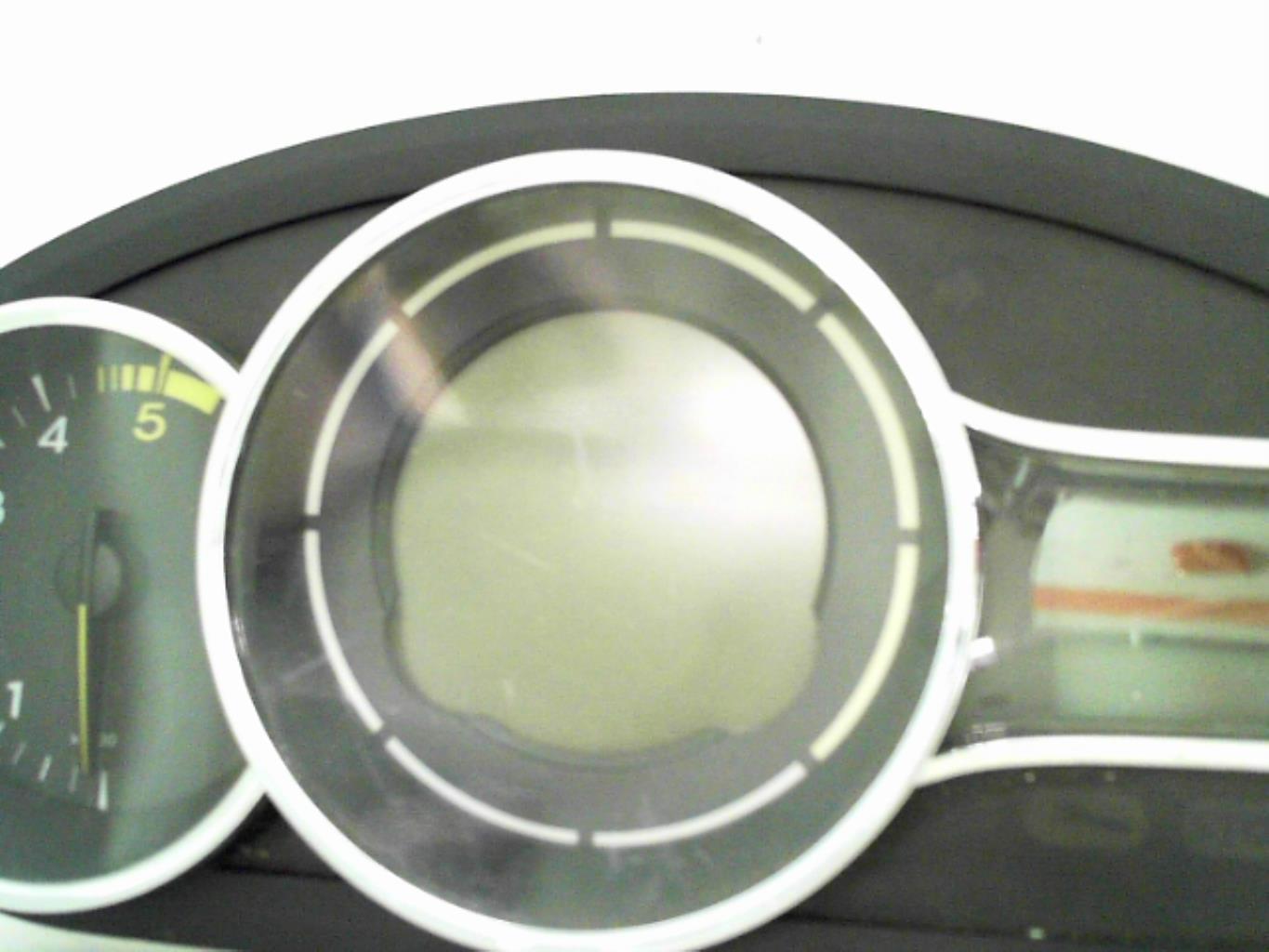 Compteur RENAULT MEGANE 3 PHASE 3 BREAK Diesel - 1