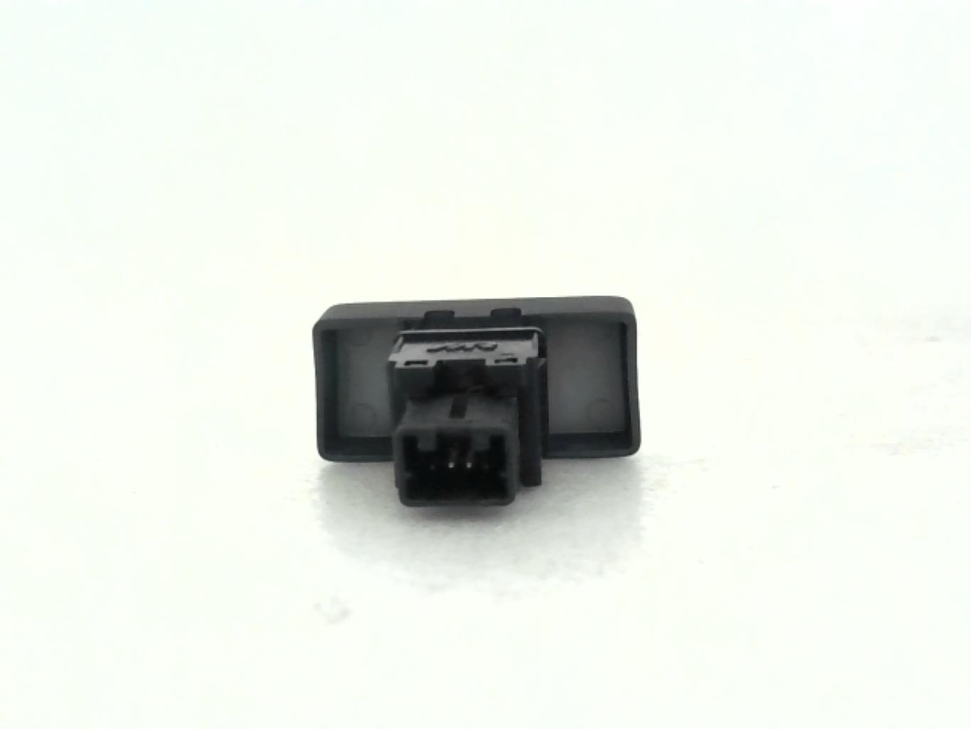 Bouton de warning SUZUKI ALTO 3 Essence - 1