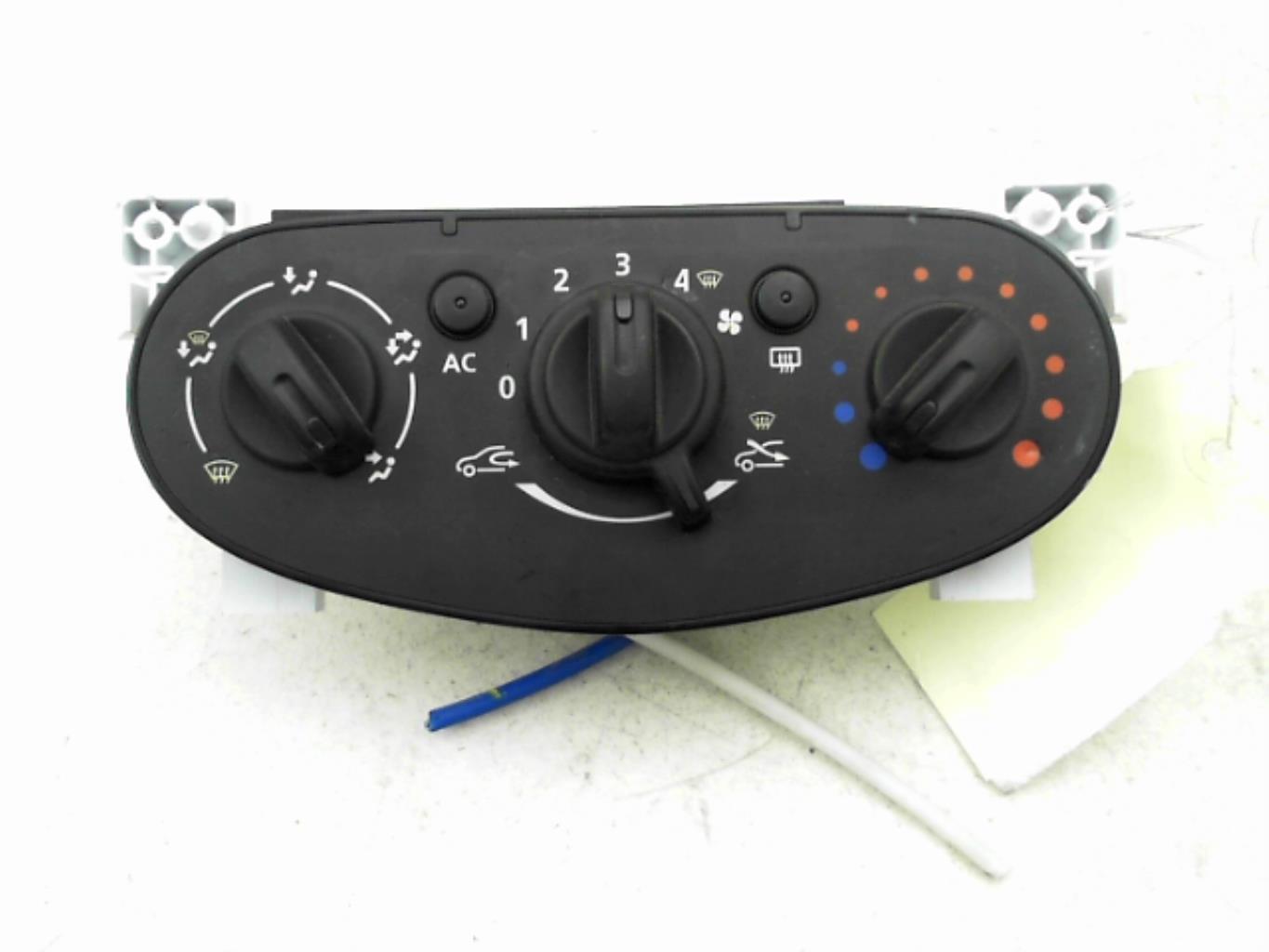 Commande chauffage DACIA SANDERO 1  - 1