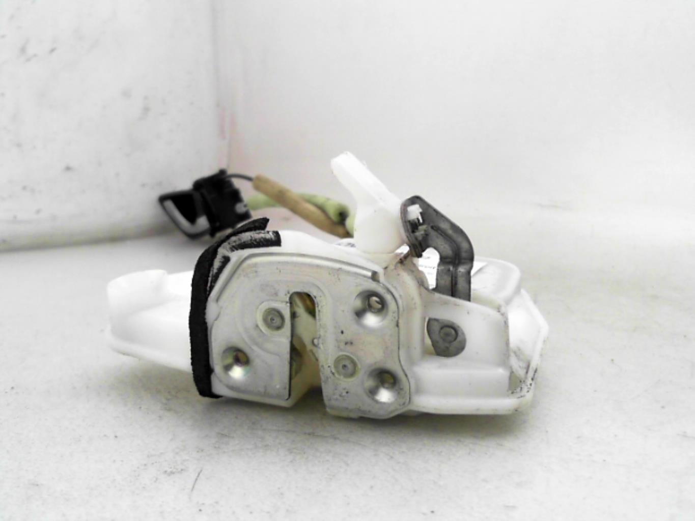 Serrure avant droit MAZDA 6 3 PHASE 1 BREAK Diesel - 1