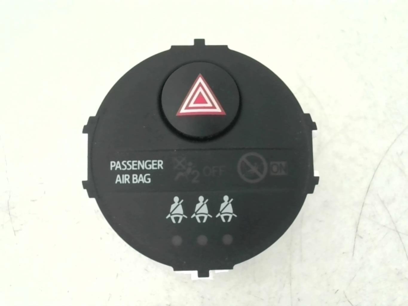 Interruttore luci emergenza TOYOTA YARIS 3 PHASE 3 Gasolina/Híbrido - 1