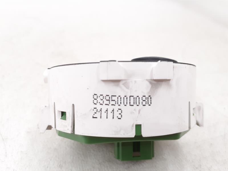 Interruttore luci emergenza TOYOTA YARIS 3 PHASE 1 Gasolina/Híbrido - 1
