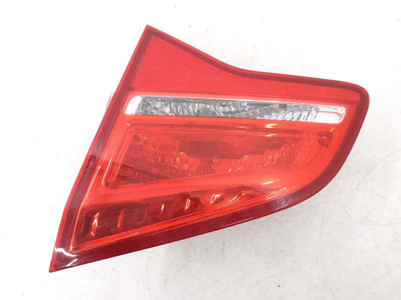 Feu arriere secondaire droit (feux) OPEL MERIVA B PHASE 1 Essence - 1