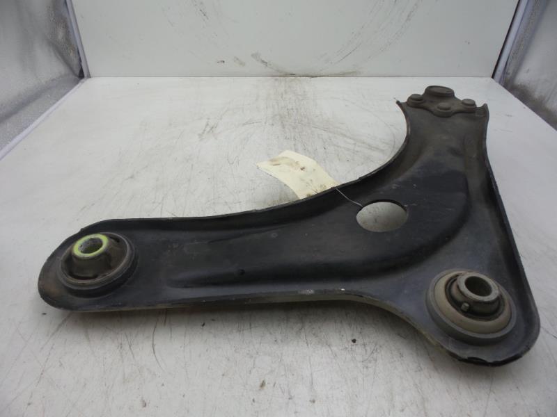 Triangolo inferiore anteriore destro PEUGEOT 2008 1 PHASE 1 Gasolina - 1
