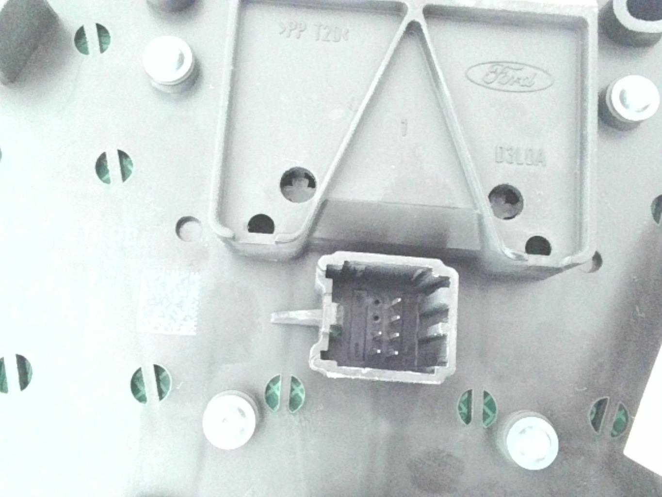 Bouton de warning FORD FOCUS 3 PHASE 1 BREAK Diesel - 1